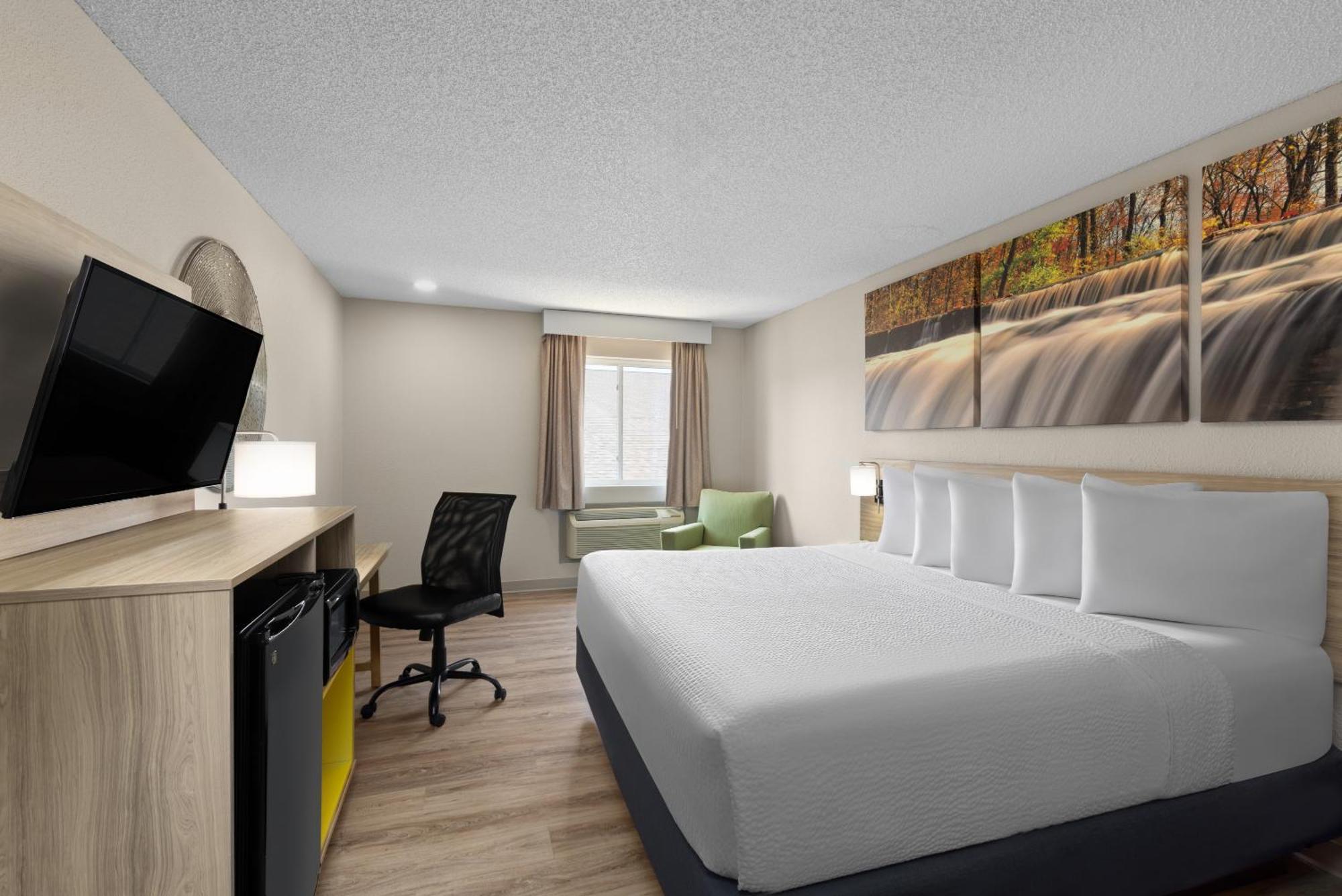 Days Inn By Wyndham Cartago Exterior foto